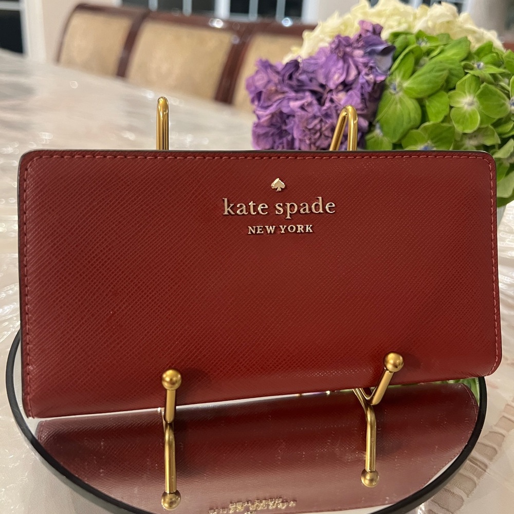Kate spade ~ Madison Large Slim Bifold Wallet - NWOT